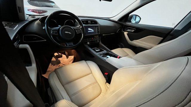 JAGUAR F-Pace 2.0 D 180 CV AWD aut. Prestige