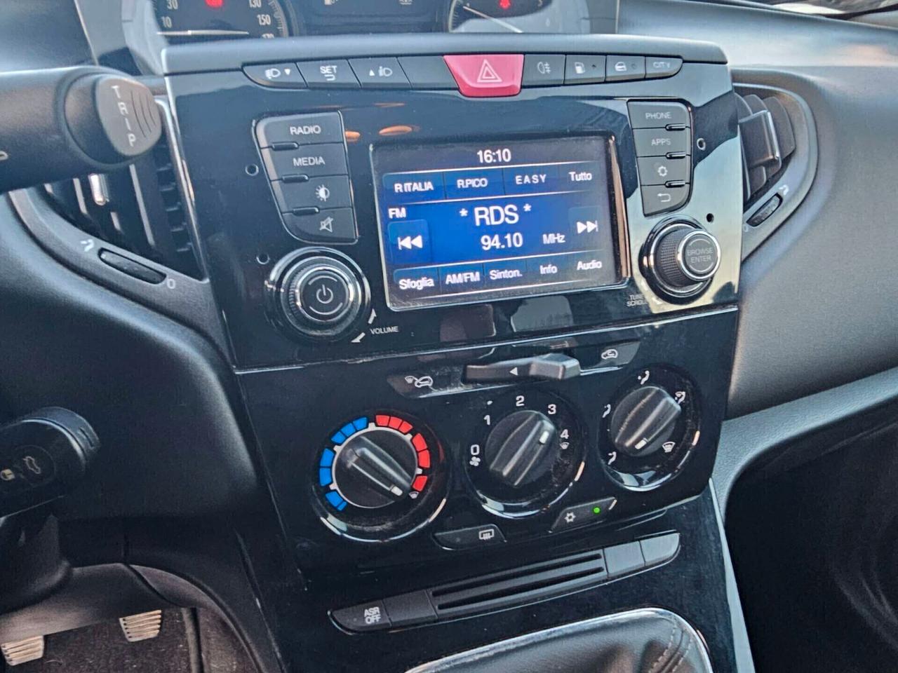 Lancia Ypsilon 1.2 69 CV 5 porte GPL Ecochic Gold