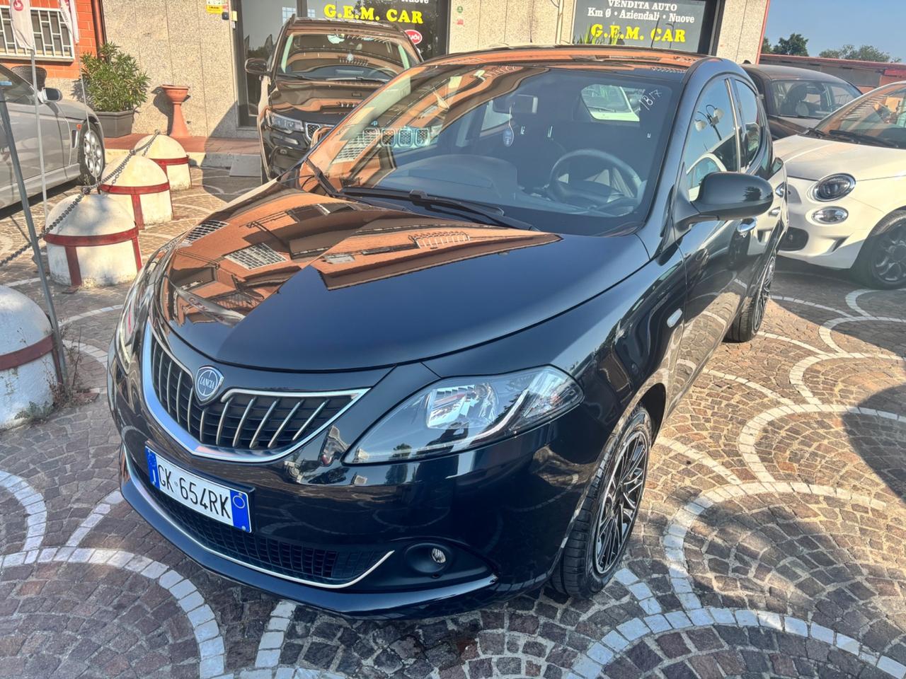 Lancia Ypsilon 1.0 FireFly 5 porte S&S Hybrid Ecochic Gold