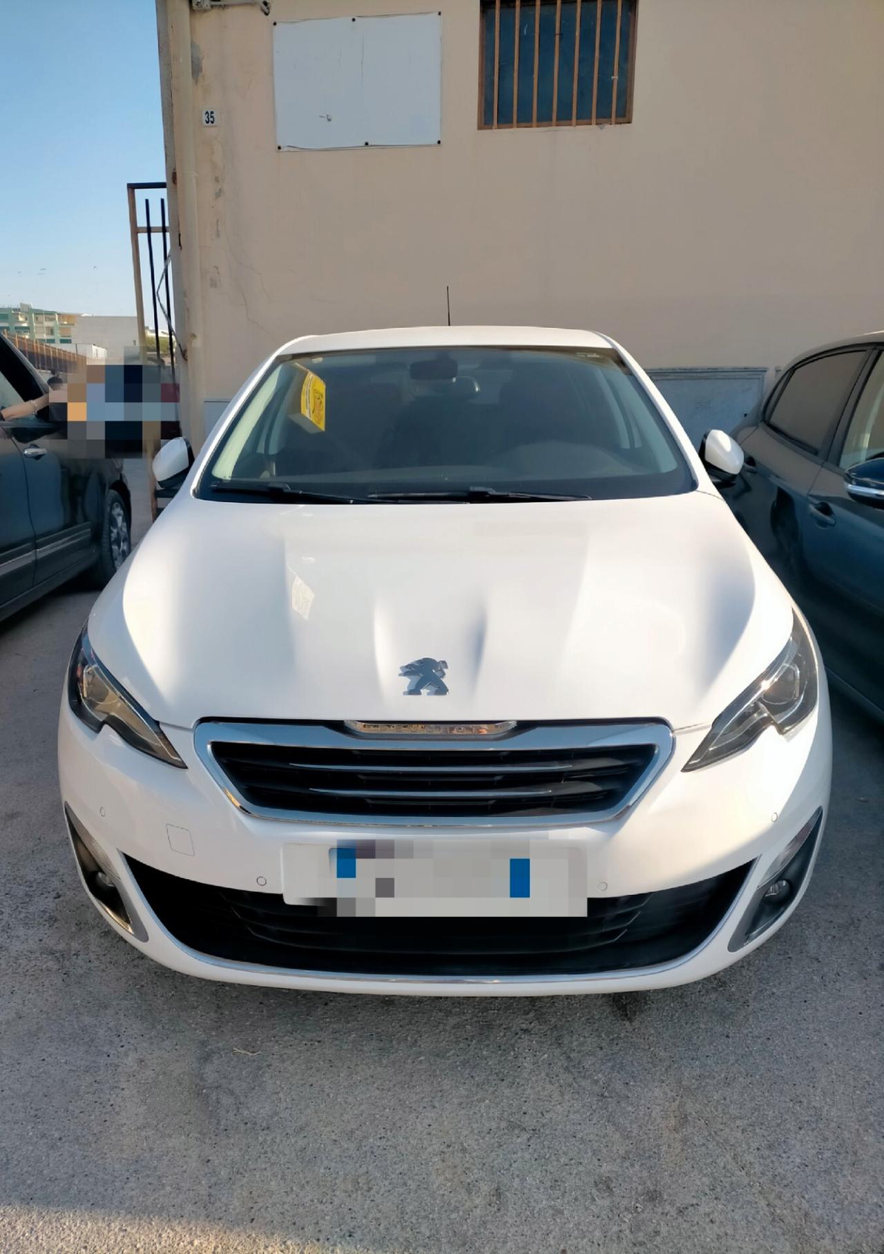 Peugeot 308 BlueHDi 120 S&S Business