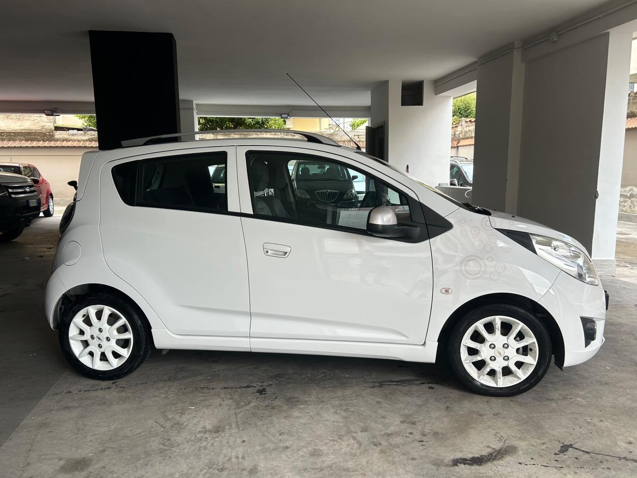 Chevrolet Spark 1.0 GPL Eco Logic Pink Lady Special Edition