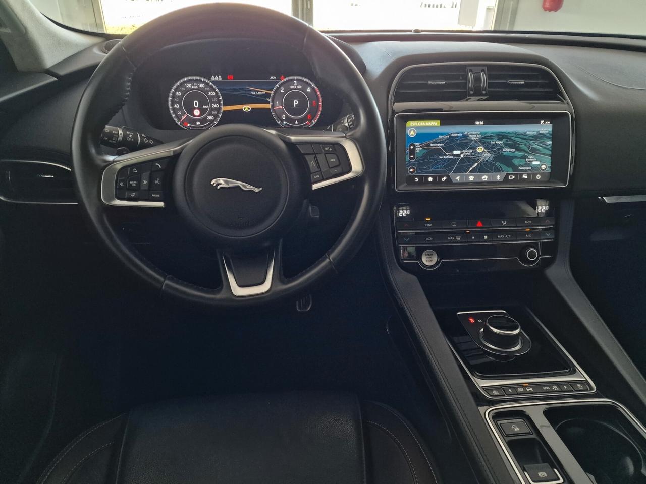 Jaguar F-Pace 2.0 D 180 CV 4x4