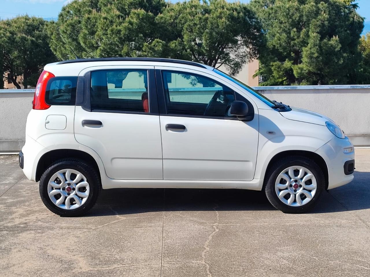 Fiat Panda 0.9 TwinAir Turbo Natural Power Lounge Neopatentati