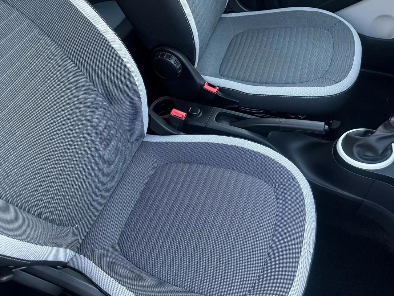 Renault Twingo SCe 65 CV Duel2 iva esposta