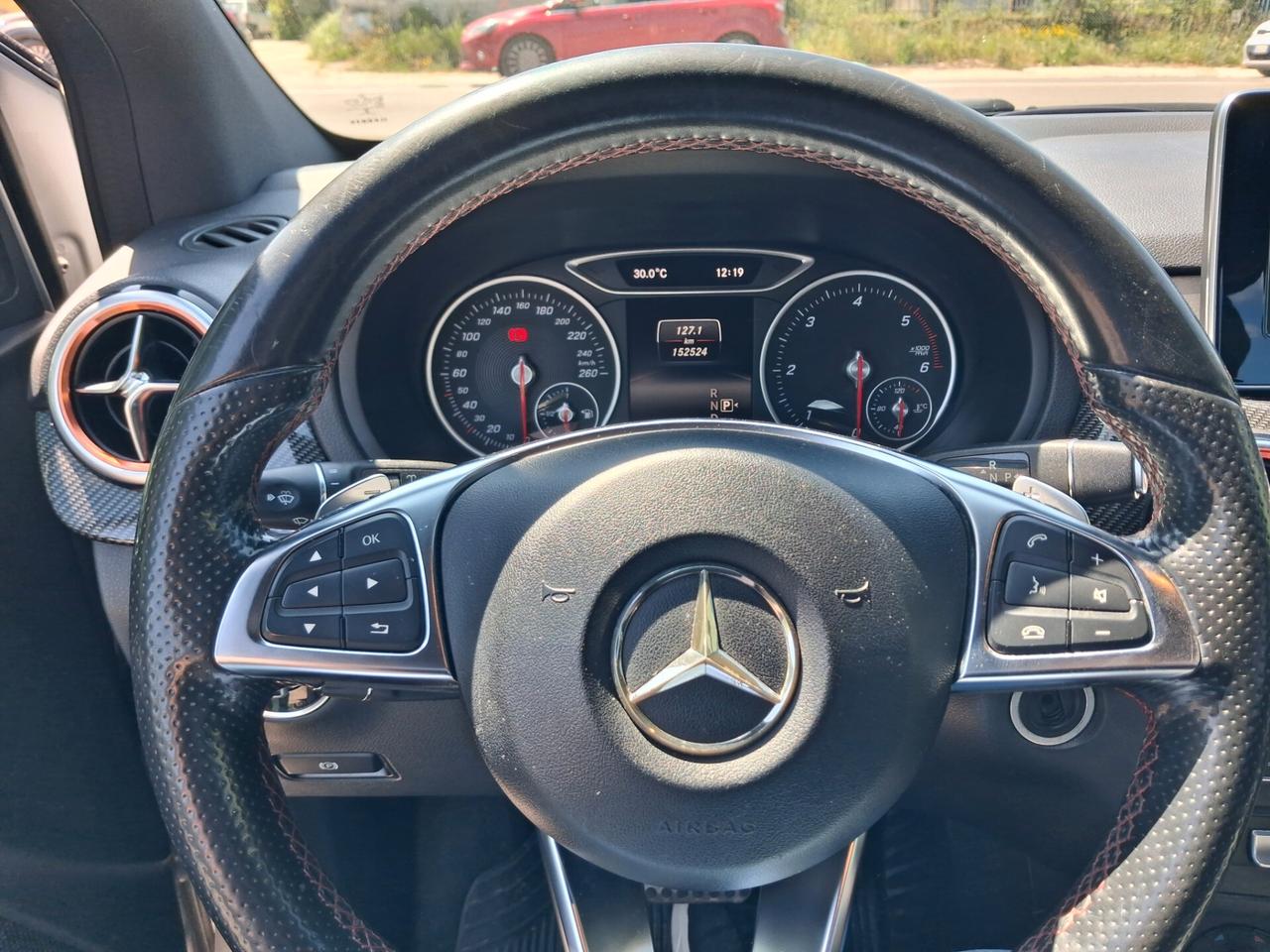 Mercedes-benz B 180 109cv amg line