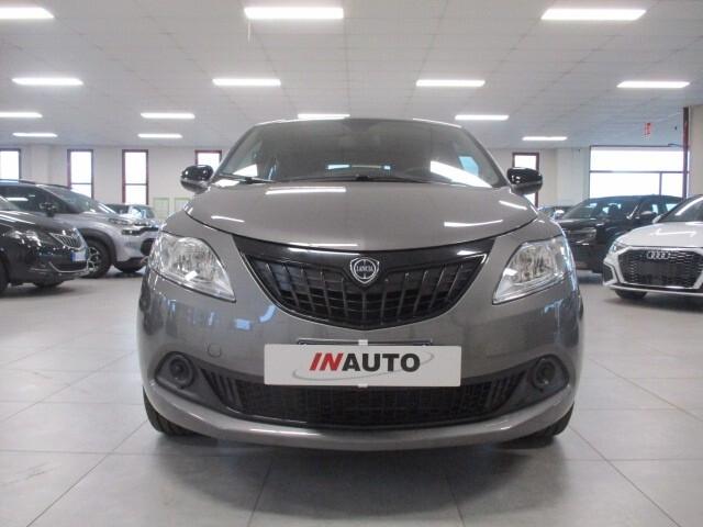 Lancia Ypsilon 1.0 FireFly 5 porte S&S Hybrid Oro