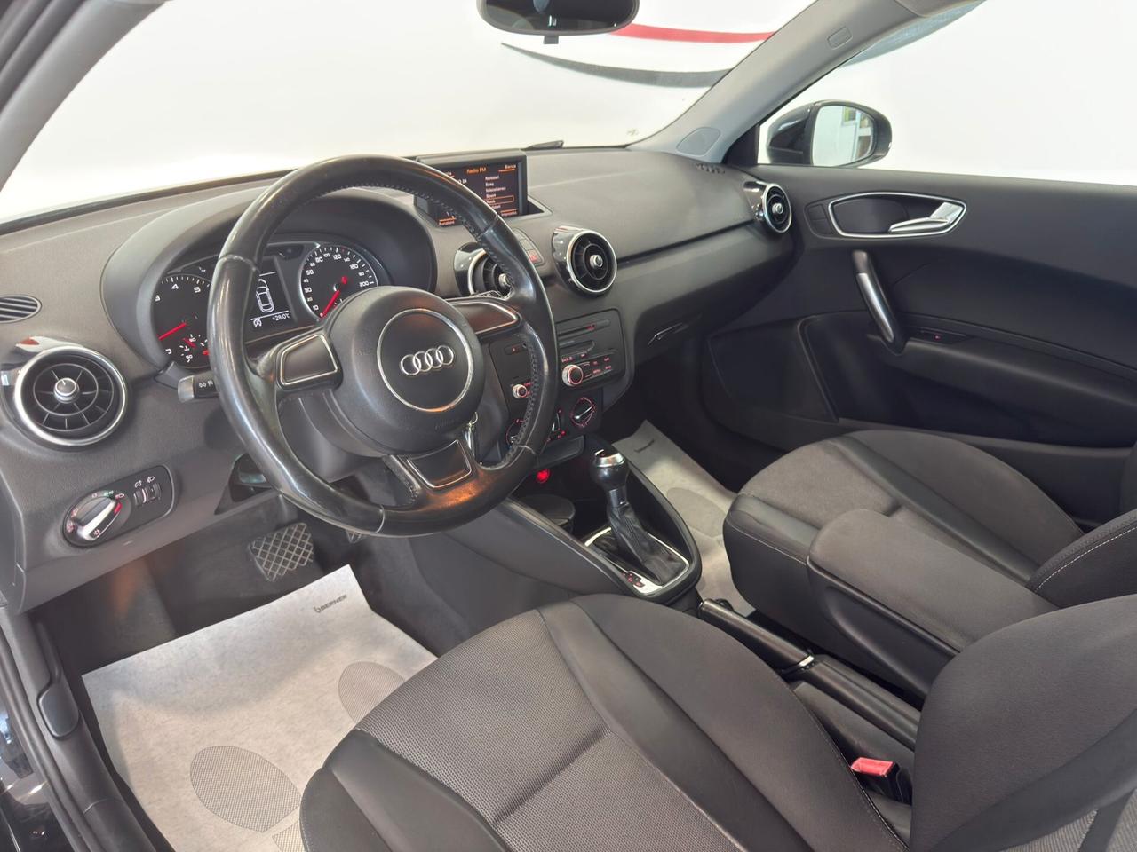Audi A1 1.4 TFSI S tronic Attraction