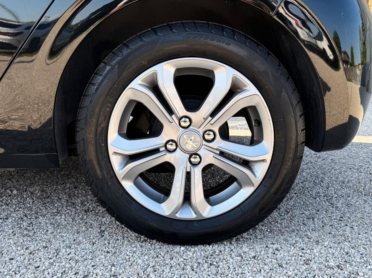 Peugeot 208 5p 1.2 puretech Allure E6 | UNICO PROPRIETARIO