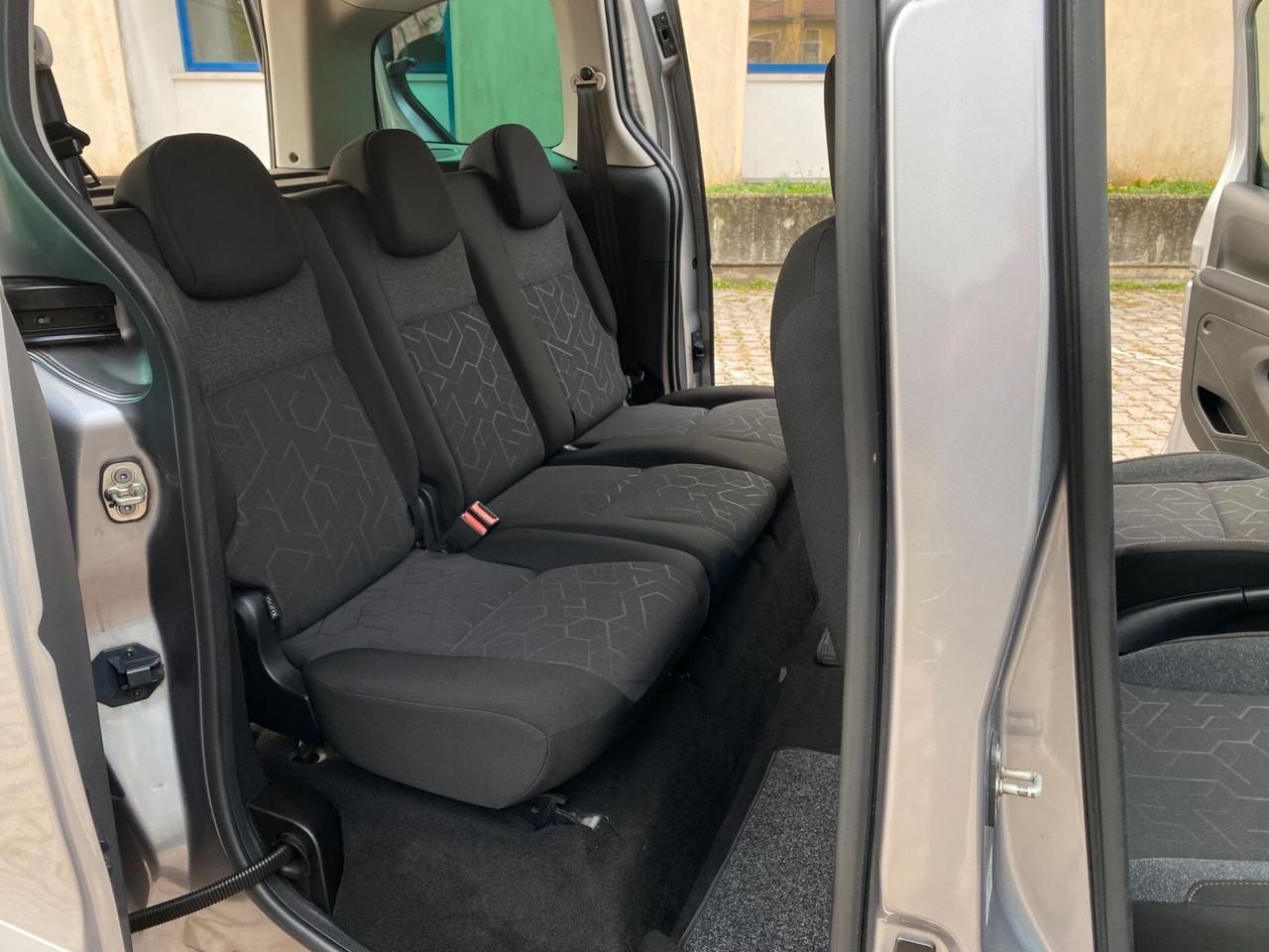 Peugeot Partner Tepee 1.6Hdi Autocarro 5 Posti EURO 6B