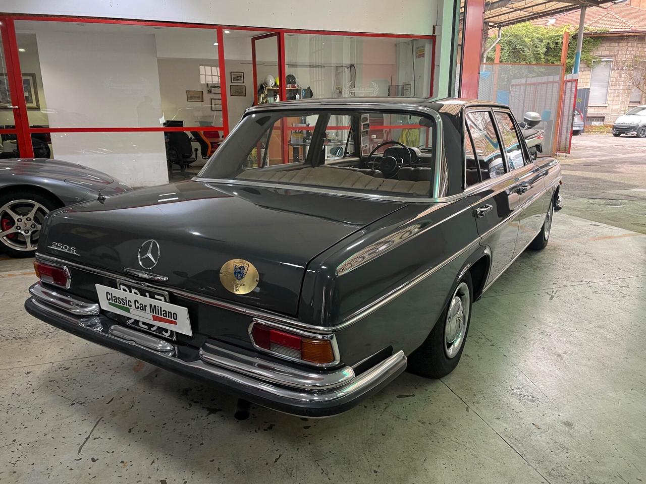 Mercedes-Benz W108 250S TARGA ORO!!!