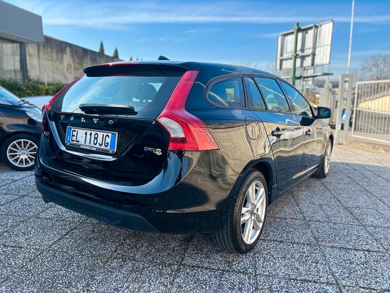 Volvo V60 DRIVe
