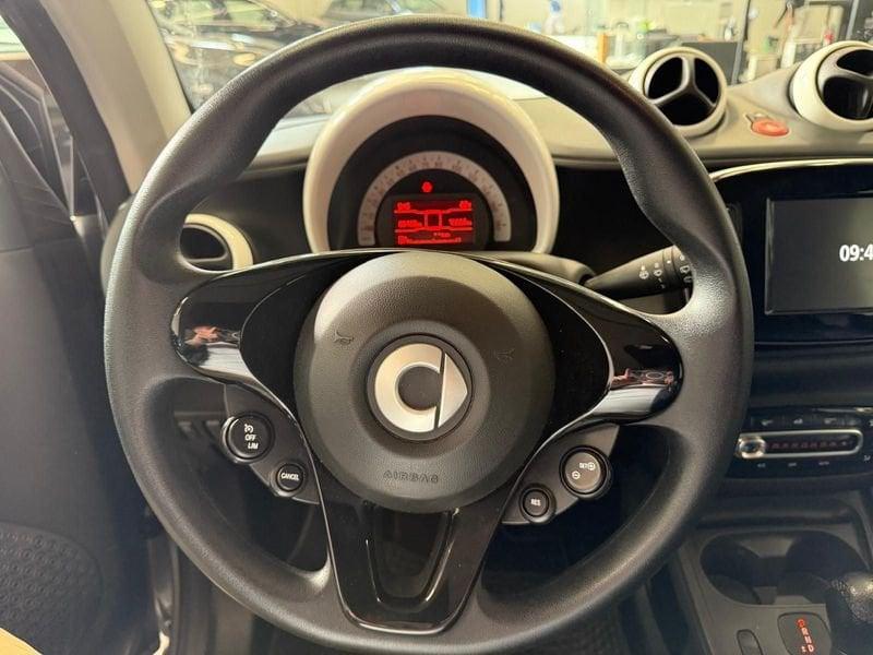 smart fortwo 70 1.0 Automatic Youngster