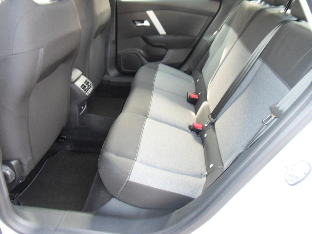 Citroen C4 X Hybrid 145 e-DCS6 You