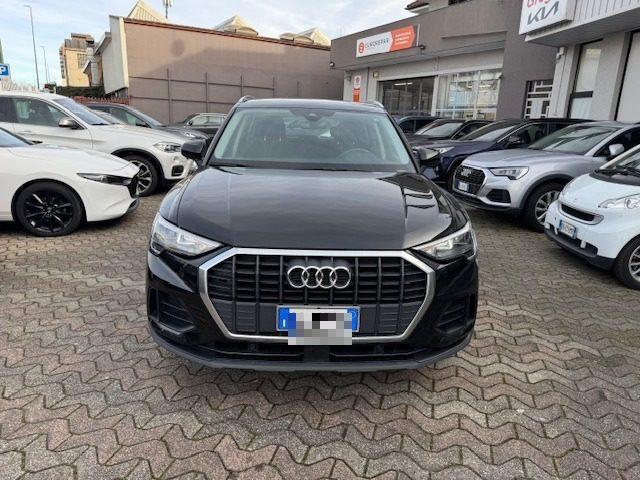 AUDI Q3 35 TDI S tronic Business