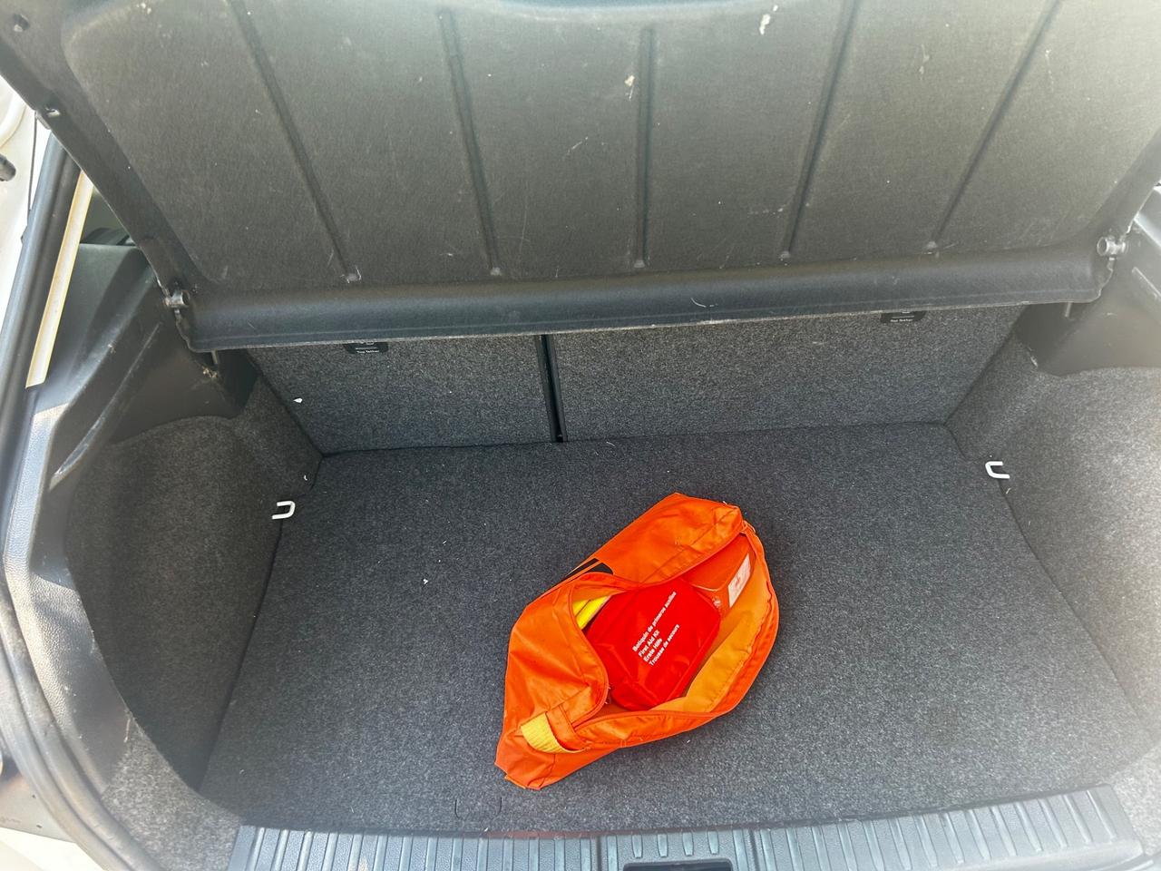 Seat Ibiza 1.0 TGI benzina metano neopatentati