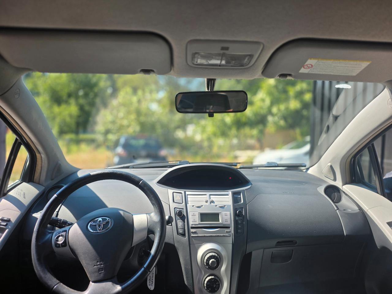 Toyota Yaris 1.0 5 porte Now