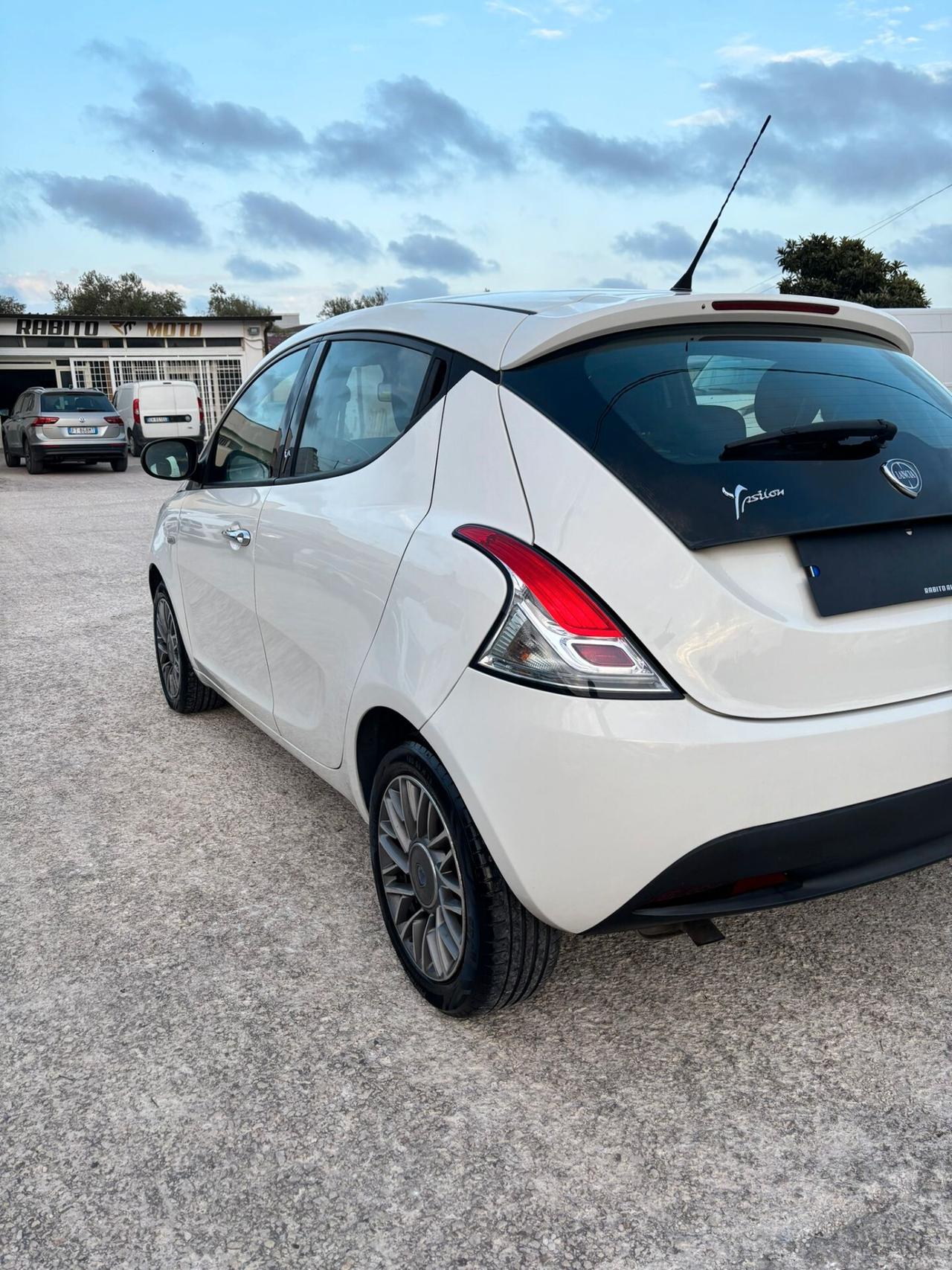 Lancia Ypsilon 1.3 MJT 16V 95 CV 5 porte S&S Platinum