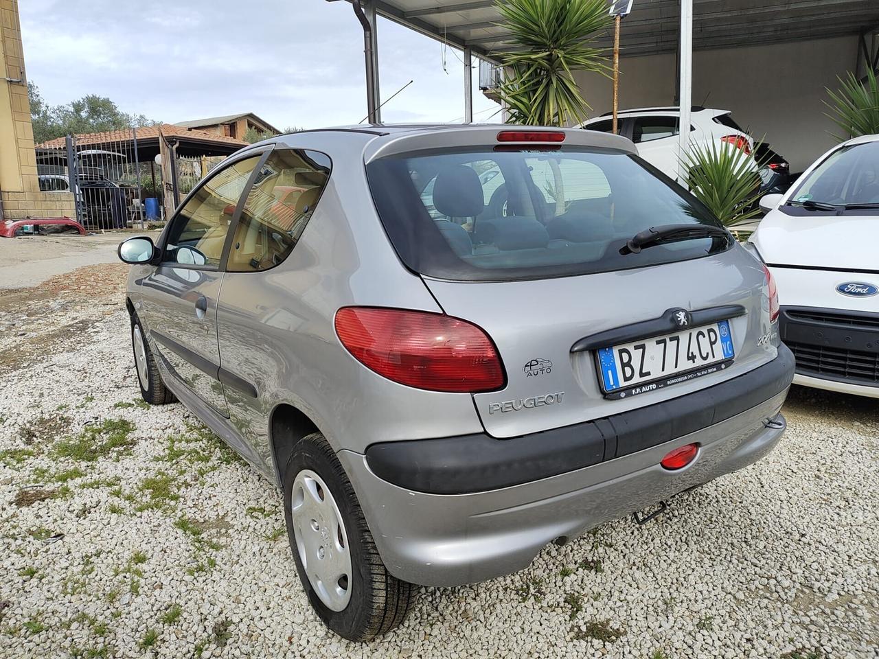 Peugeot 206 1.4 HDi adatta per neopatentati