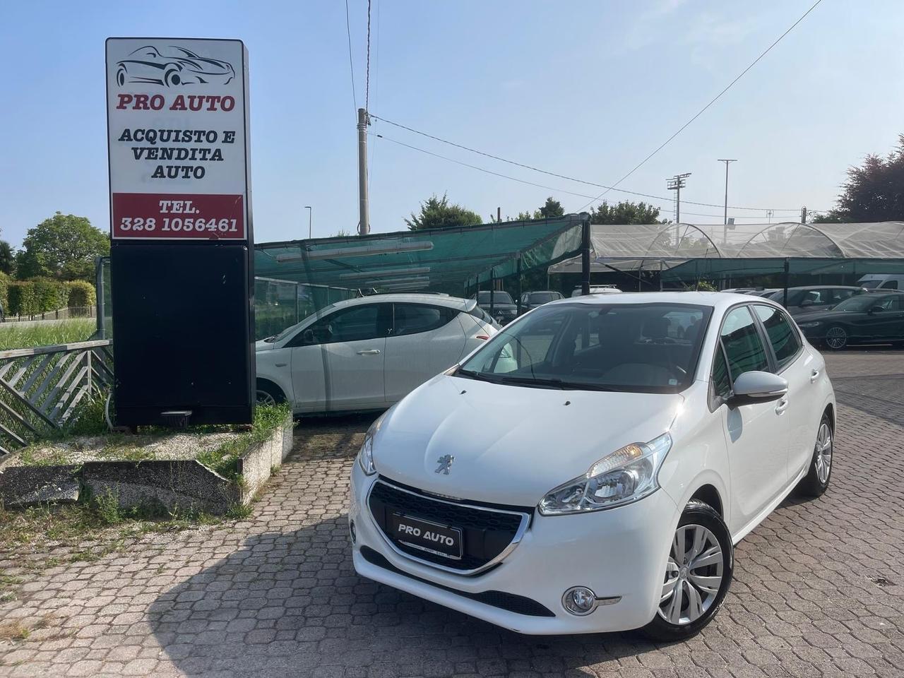 Peugeot 208 PureTech CINGHIA NUOVA 85000 Km