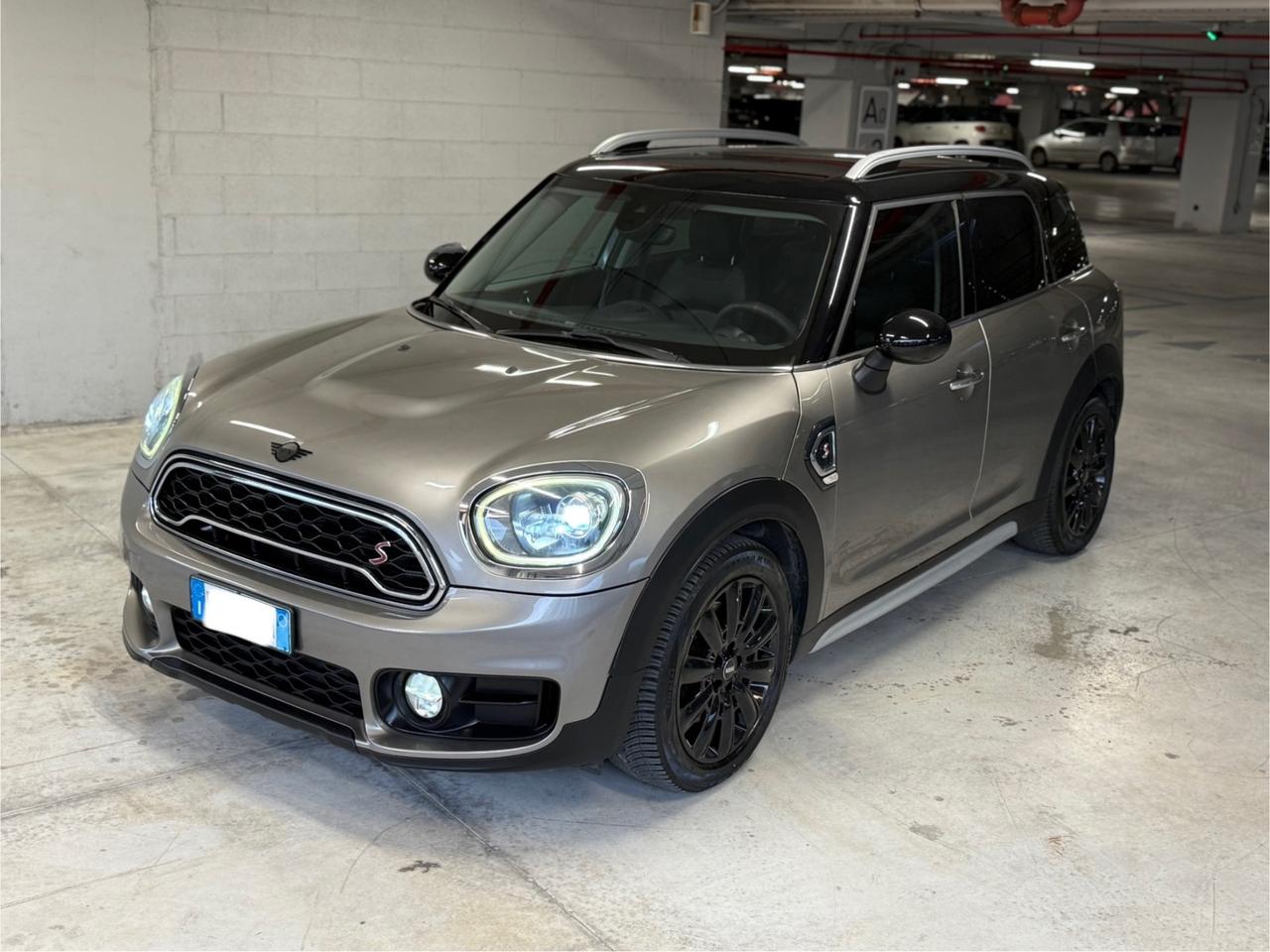 Mini Cooper SD Countryman 2.0 John Cooper Works