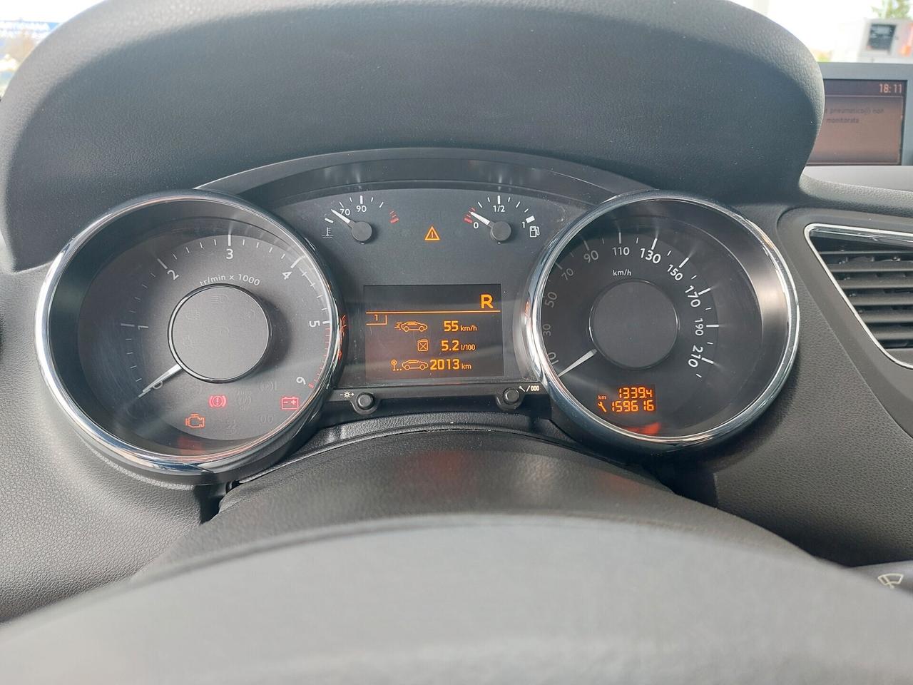 Peugeot 5008 1.6 HDi 110CV CAMBIO AUTOMATICO