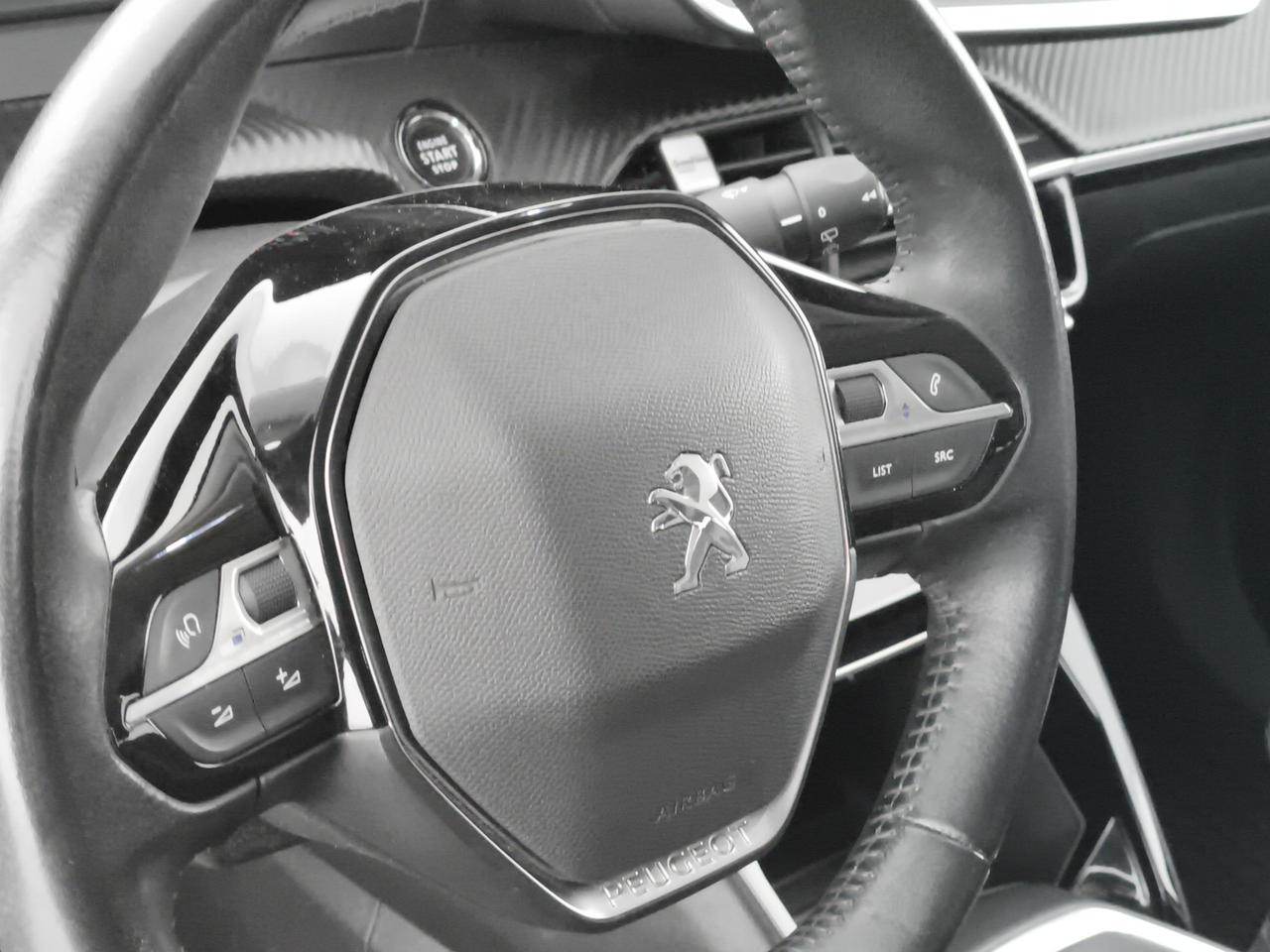 Peugeot 2008 1.2 puretech Allure 130cv