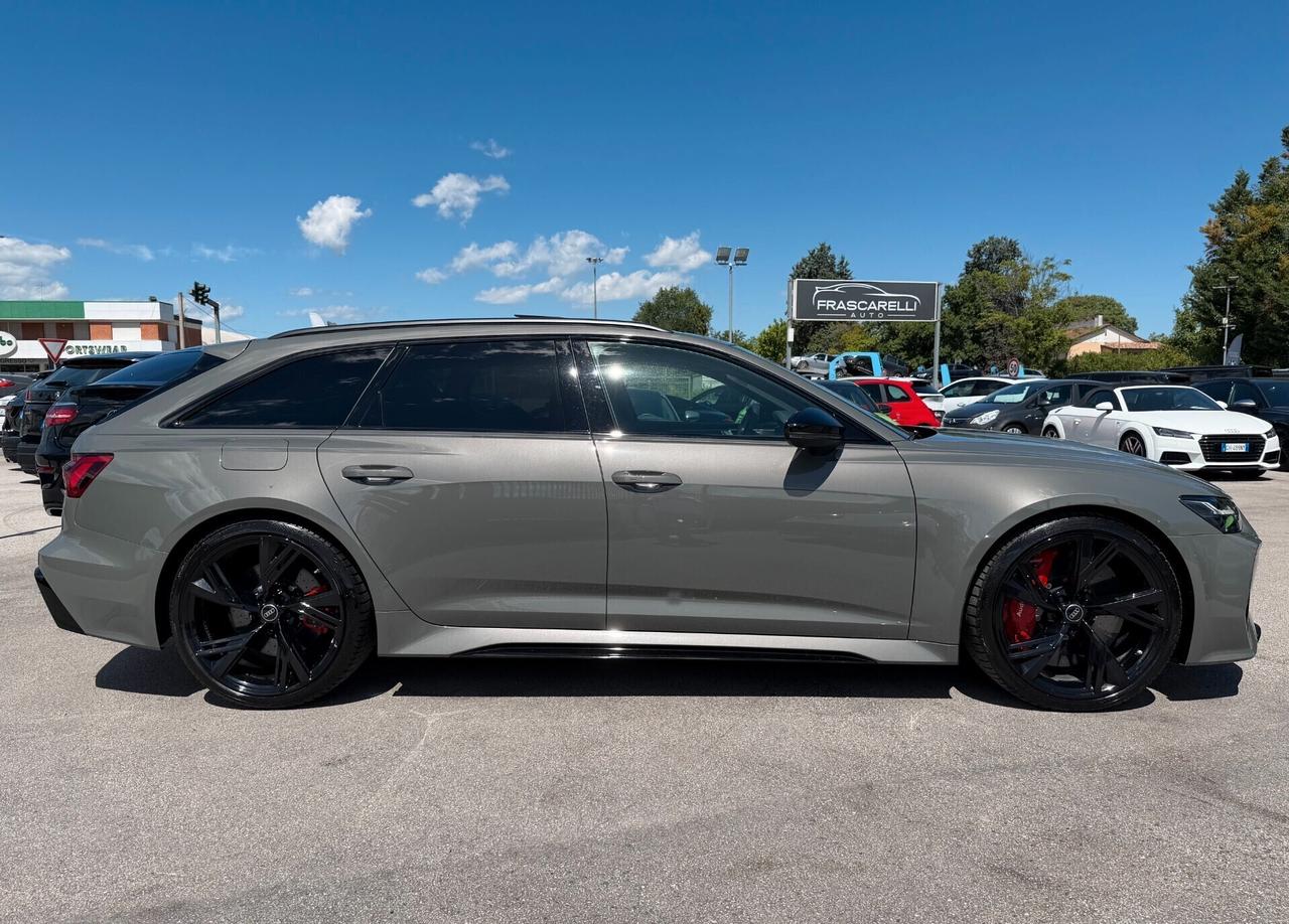 Audi RS6 RS 6 Avant 4.0 TFSI V8 quattro tiptronic/carbocera/tetto/4stz/full