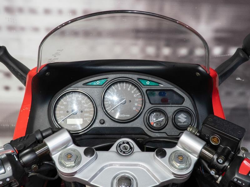 Suzuki GSX 600 F