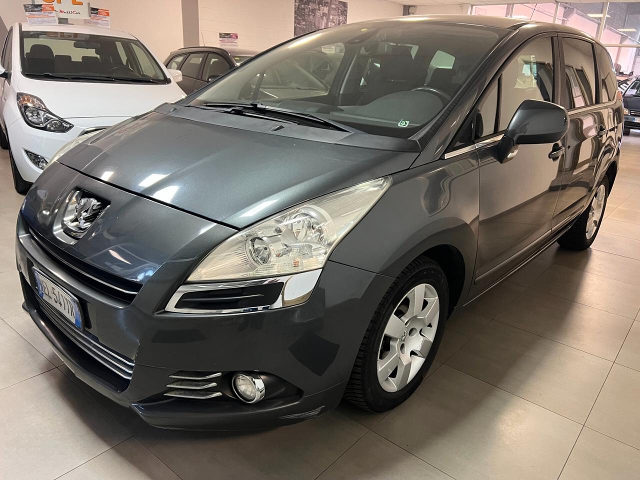 Peugeot 5008 1.6 HDi 112CV Business