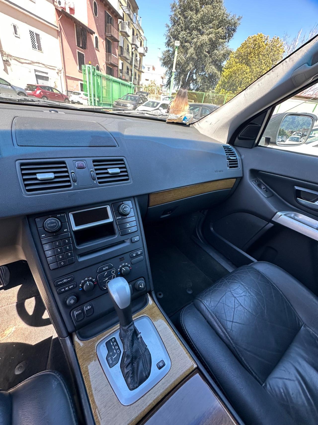 Volvo XC 90 XC90 2.4 D5 aut. AWD Executive