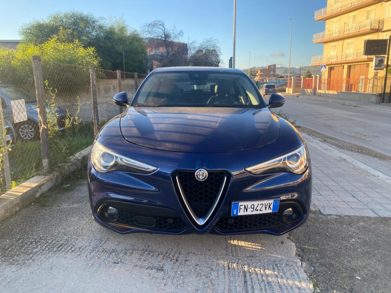 Alfa Romeo Stelvio 2.2 Turbodiesel 180 CV AT8 Q4 Executive