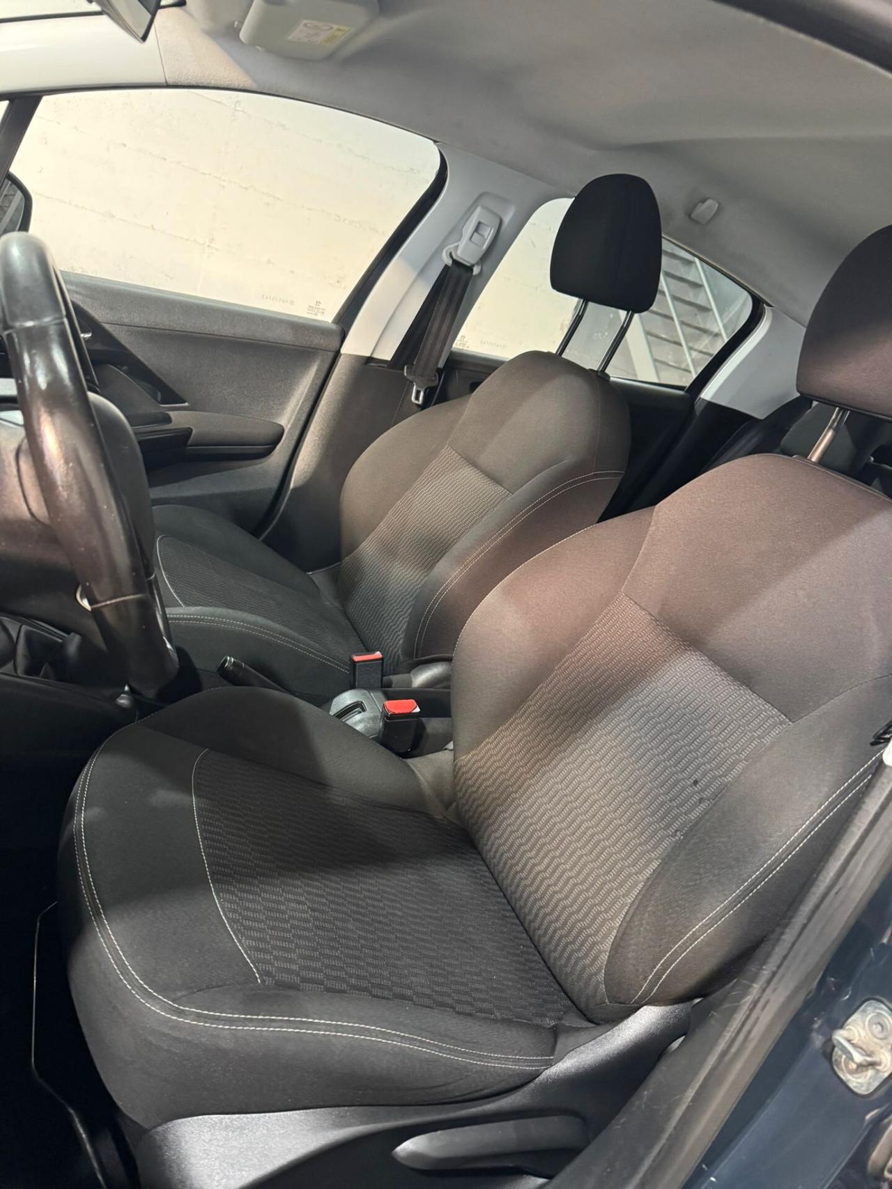 Peugeot 208 BlueHDi 75 5 porte Allure