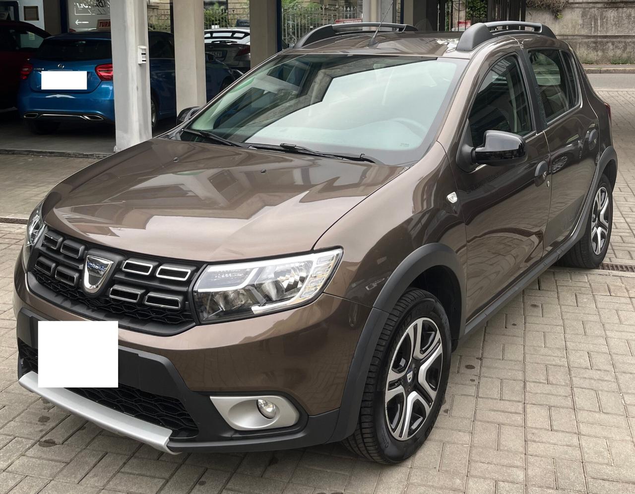 DACIA SANDERO STEPWAY - 1.0 TCe 100CV ECO-G 15th ANNIVERSARY - BENZINA/GPL - KM 77.937 - ANCHE PER NEOPATENTATI