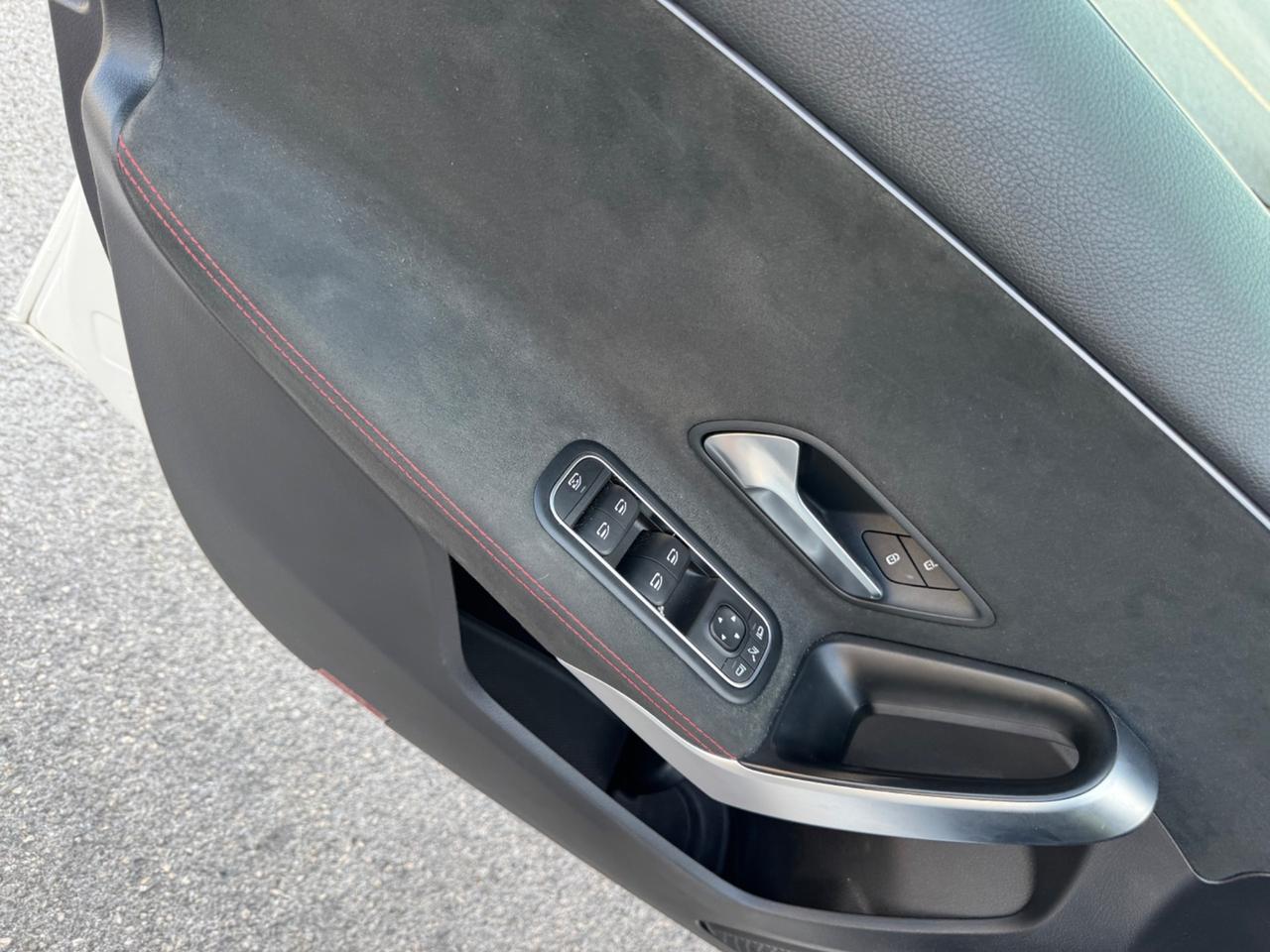 Mercedes-benz A 180 A 180 d Automatic Premium