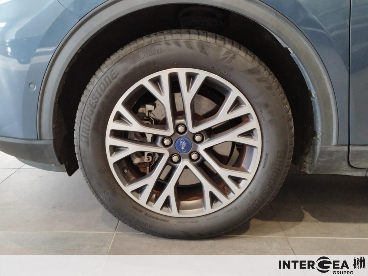 FORD Kuga 2.5 phev Titanium X 2wd 225cv e-shifter