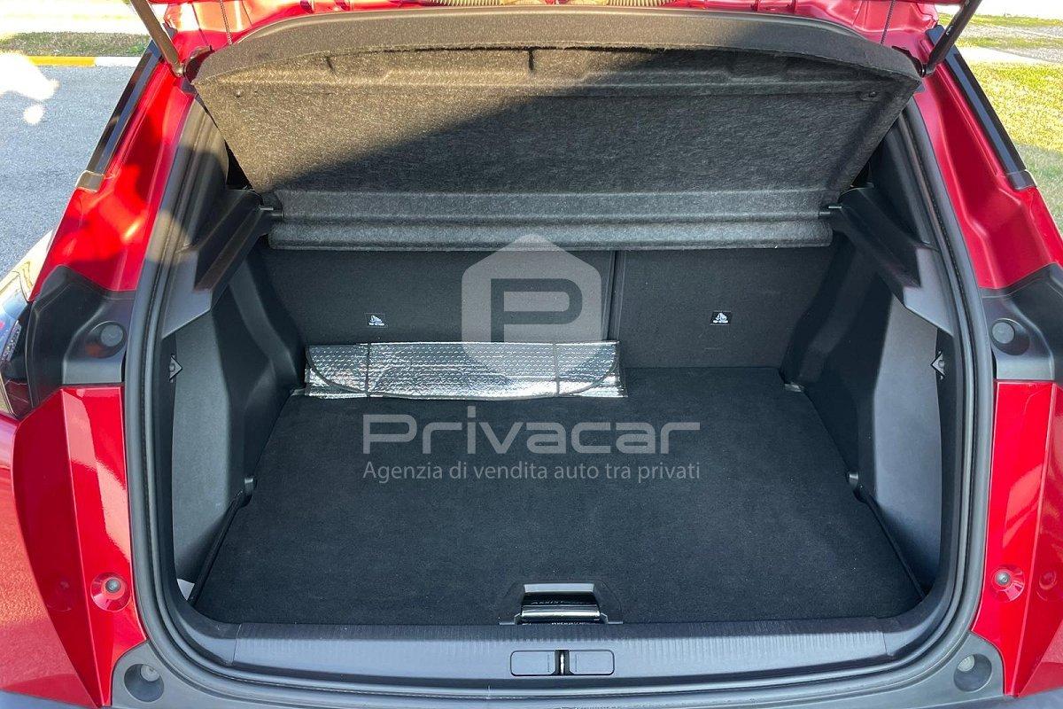 PEUGEOT 2008 PureTech 130 S&S Allure Navi Pack