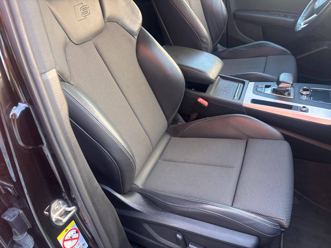 Audi Q5 2.0 TDI quattro S tronic line plus