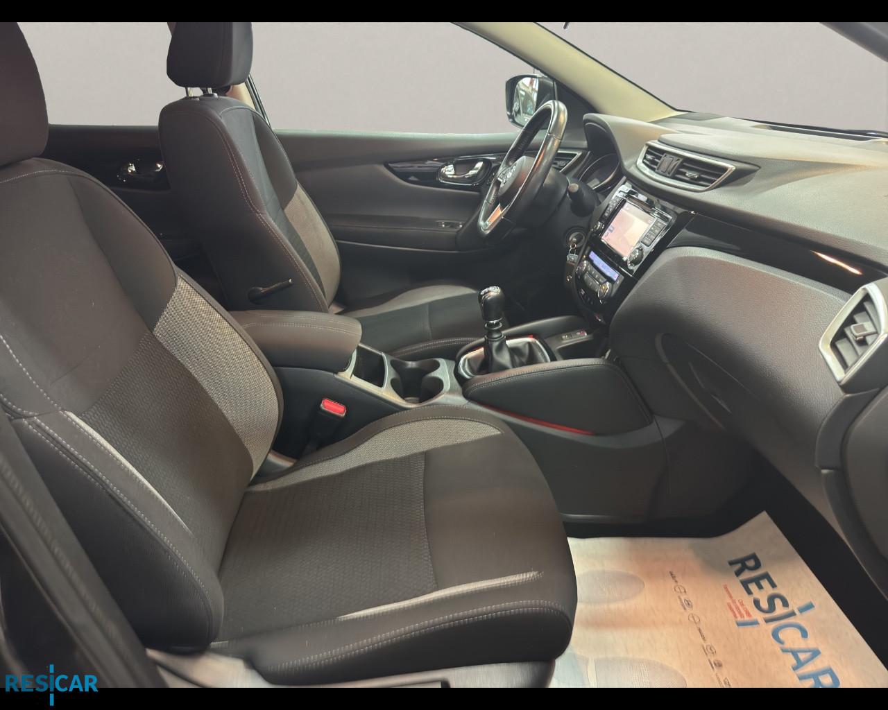 NISSAN QASHQAI 1.5 BUSINESS