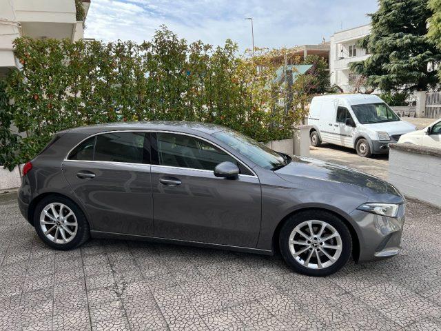 MERCEDES-BENZ A 180 d Automatic Sport