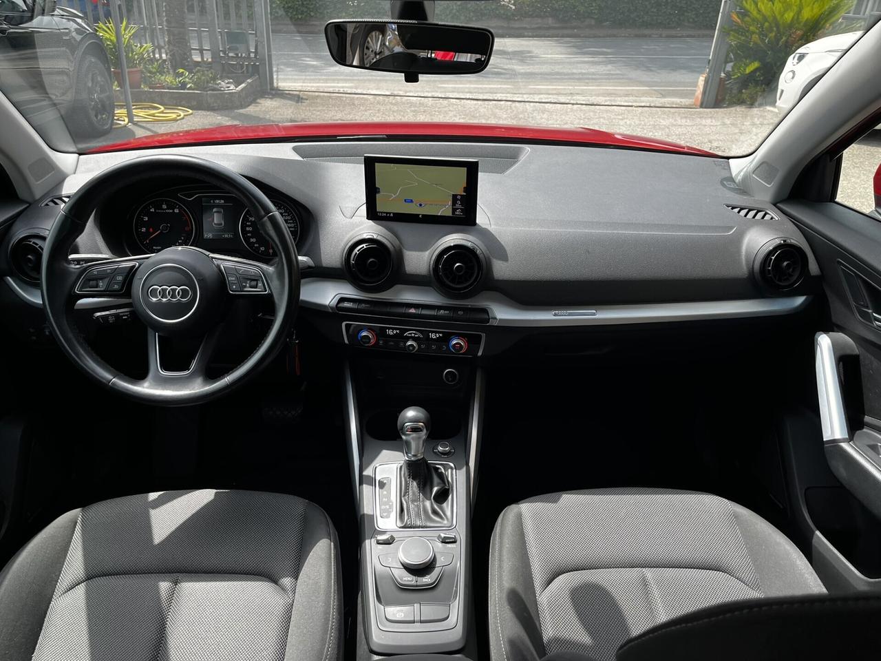 Audi Q2 30 TFSI S tronic Design S line