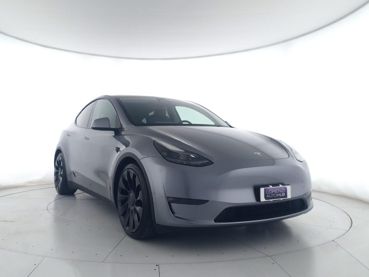TESLA Model Y Performance Dual Motor awd PILOTA AUTOMATICO+CAMERA+ACC