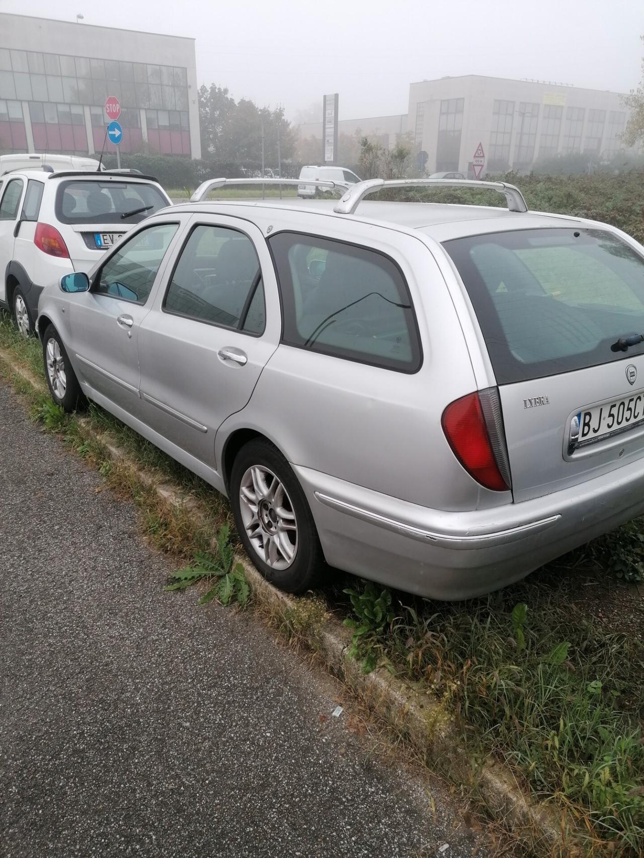 Lancia Lybra 1.8i 16V VVT cat Station Wagon