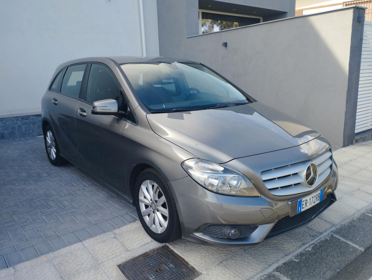 Mercedes-benz B 180 CDI Premium