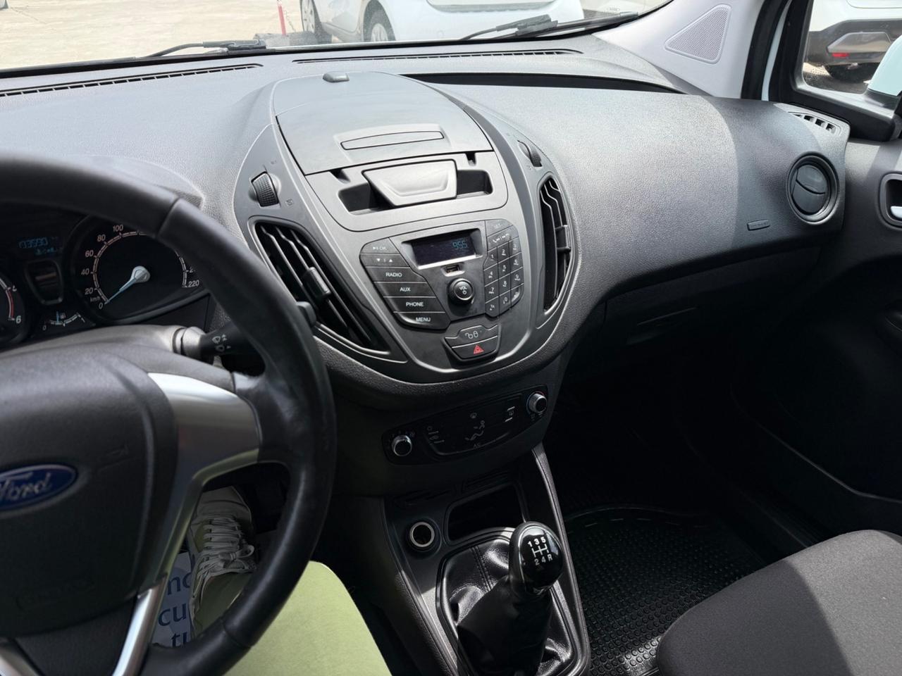 Ford Transit Courier 1.5 TDCi 75CV Van Entry