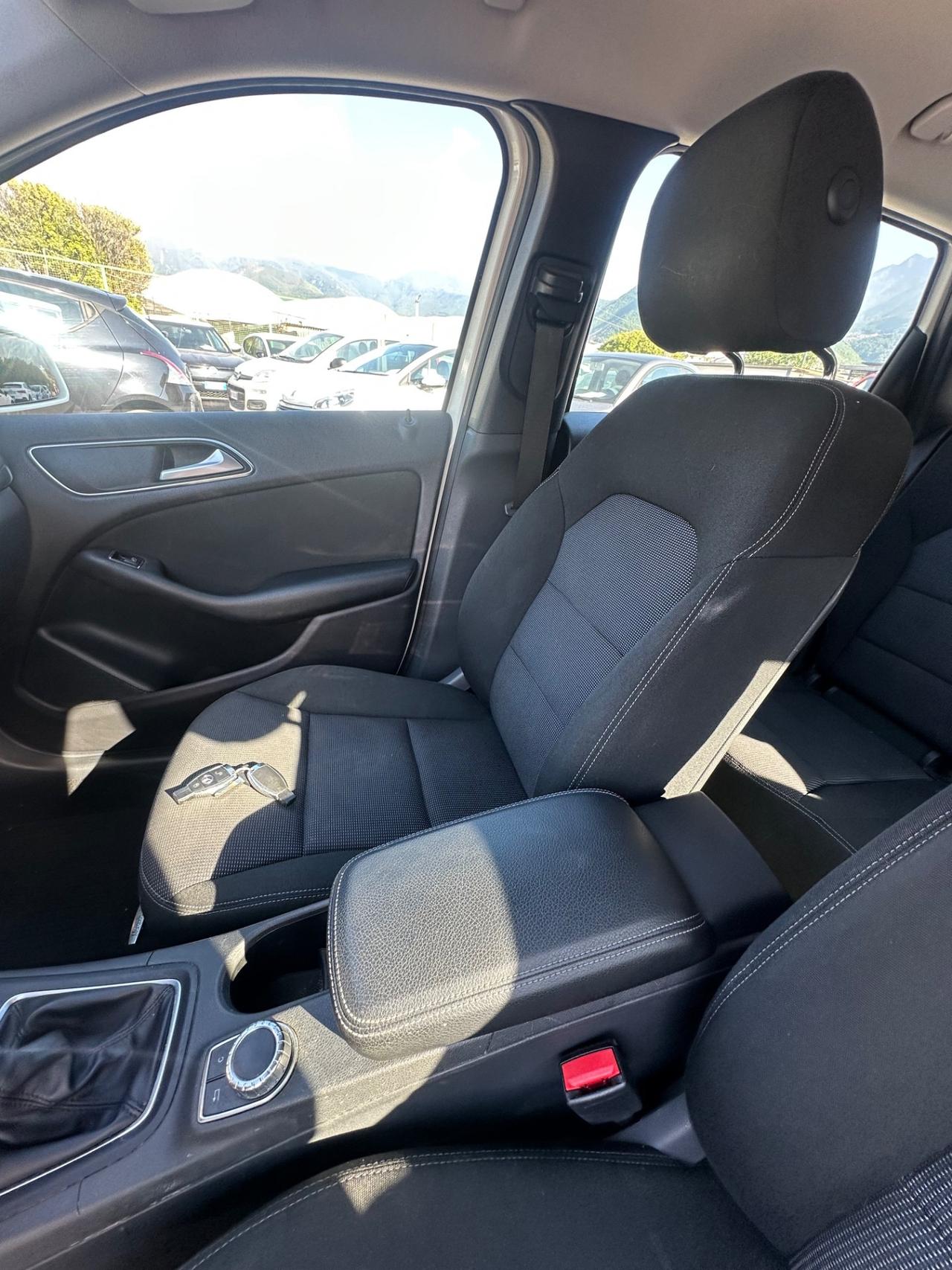 Mercedes-benz B 180 BlueEFFICIENCY Premium