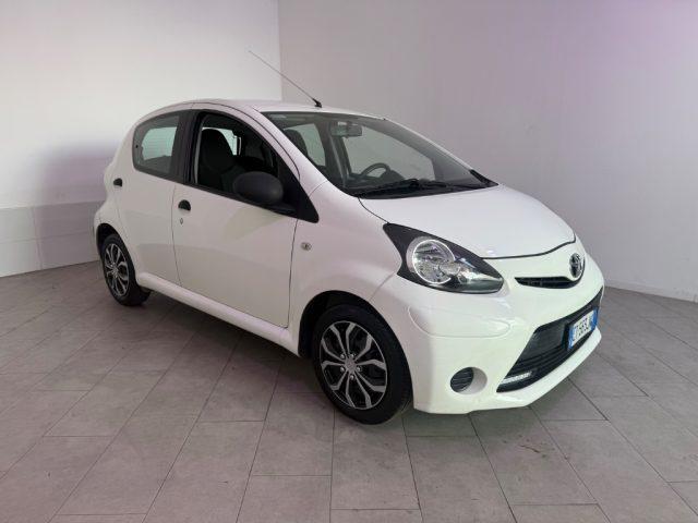 TOYOTA Aygo 1.0 12V VVT-i 5 porte Cool Soda Connect