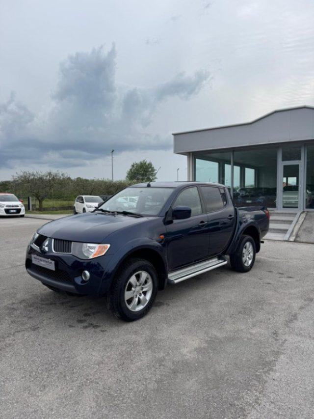 MITSUBISHI L200 2.5 DI-D/136CV Double Cab Insport