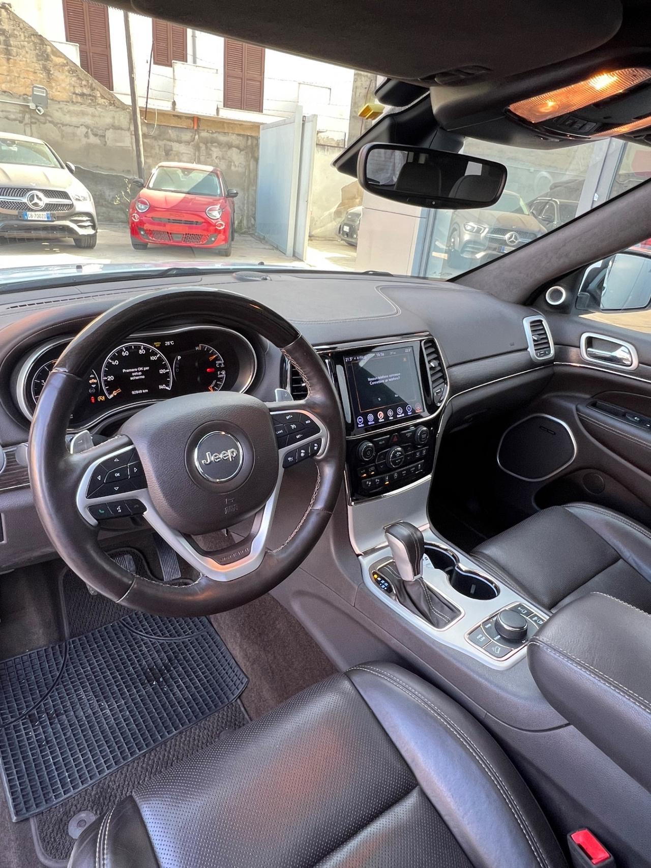 Jeep Grand Cherokee 3.0 V6 Summit possibilità noleggio no scoring