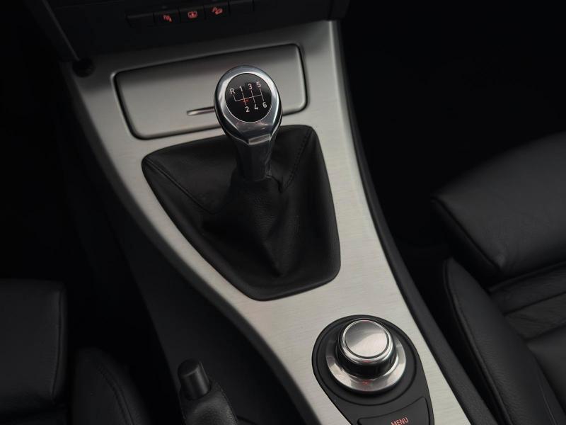 BMW 330 xi Coupe Attiva