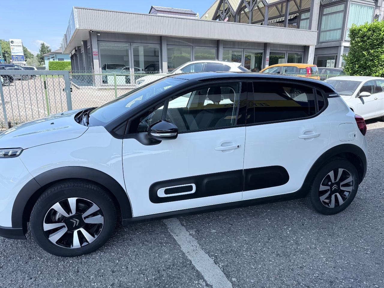 Citroen C3 1.2 puretech Shine s&s 83cv